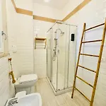 Demetra Seafront - Parking & Pool شقة *