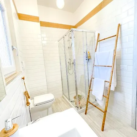 Demetra Seafront - Parking & Pool Apartment Castel Volturno