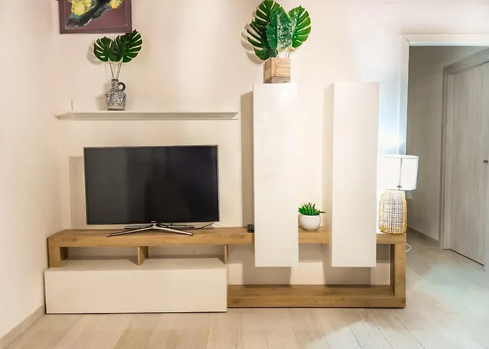 Demetra Seafront - Parking & Pool