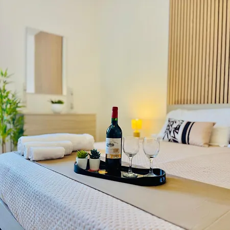 Demetra Seafront - Parking & Pool