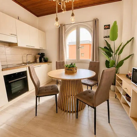Apartment Demetra Seafront - Parking & Pool