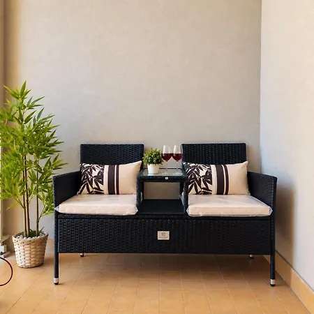 Demetra Seafront - Parking & Pool Apartament *